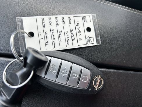 Certified 2023 Nissan Rogue SV w/ SV Premium B Package image 18