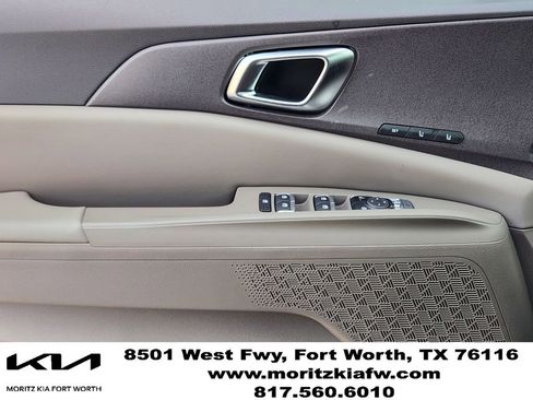 New 2026 Kia Carnival EX FWD image 16
