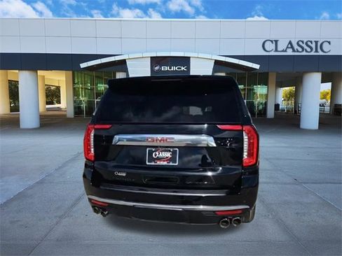 Used 2024 GMC Yukon XL Denali w/ Denali Reserve Package image 7