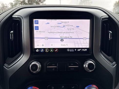 Used 2023 GMC Sierra 2500 SLT w/ SLT Premium Package image 14