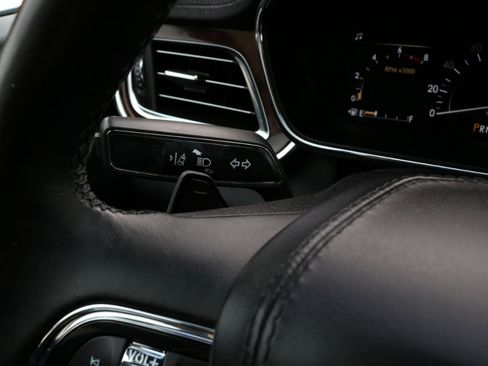 Used 2020 Lincoln Continental Reserve image 47