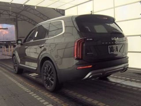 Used 2022 Kia Telluride SX w/ SX Prestige Package AWD/4WD image 6