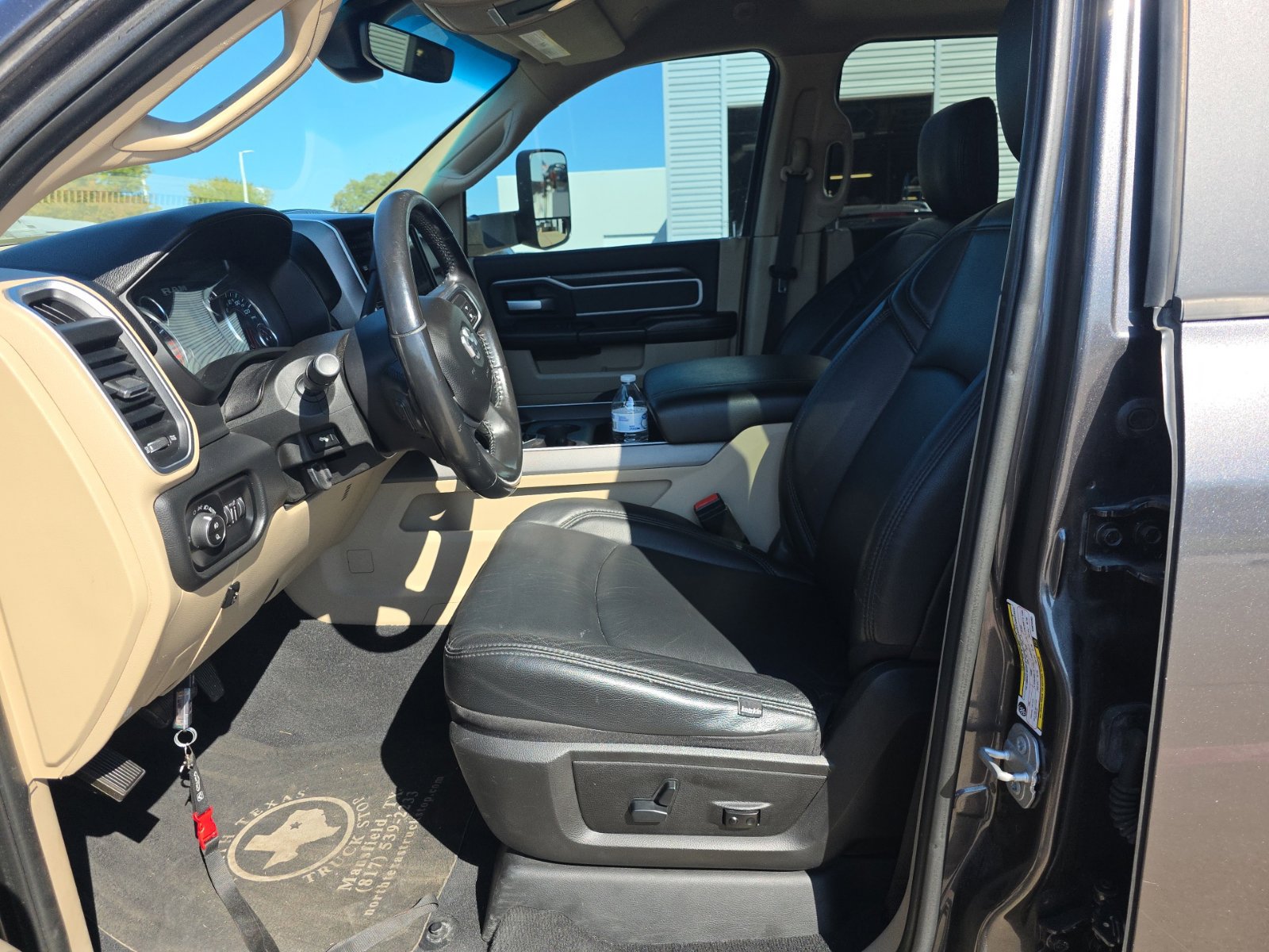 Used 2019 RAM 3500 Big Horn AWD/4WD image 10