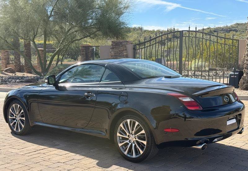 Used 2010 Lexus SC 430 Convertible RWD image 8