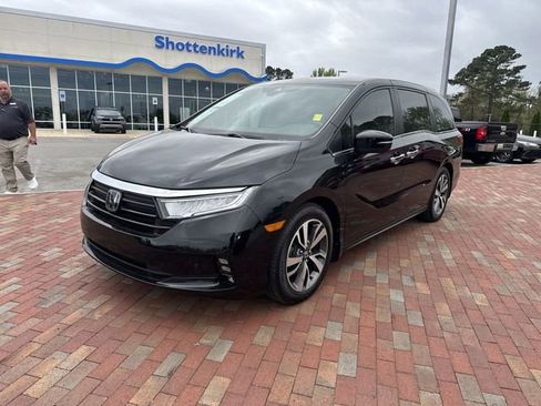 Certified 2023 Honda Odyssey Touring image 32