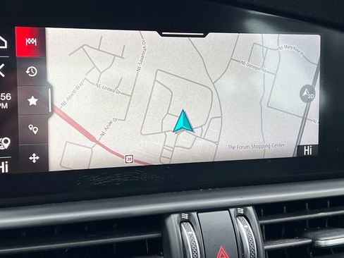 Used 2022 Alfa Romeo Giulia Sprint image 25