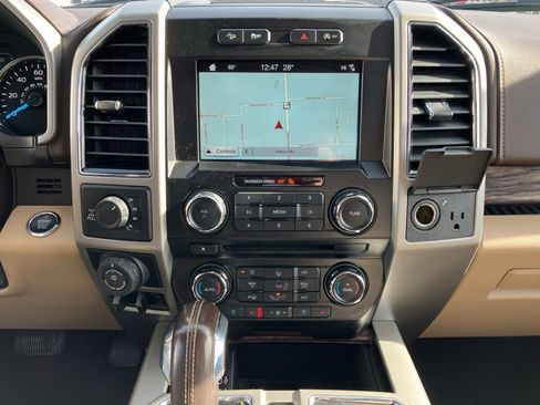 Certified 2018 Ford F150 Lariat w/ Equipment Group 501A Mid image 23