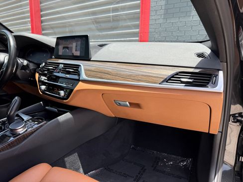 Used 2020 BMW 540i xDrive w/ Premium Package AWD/4WD image 22