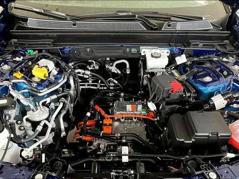 New 2025 Cadillac Lyriq Sport image 12