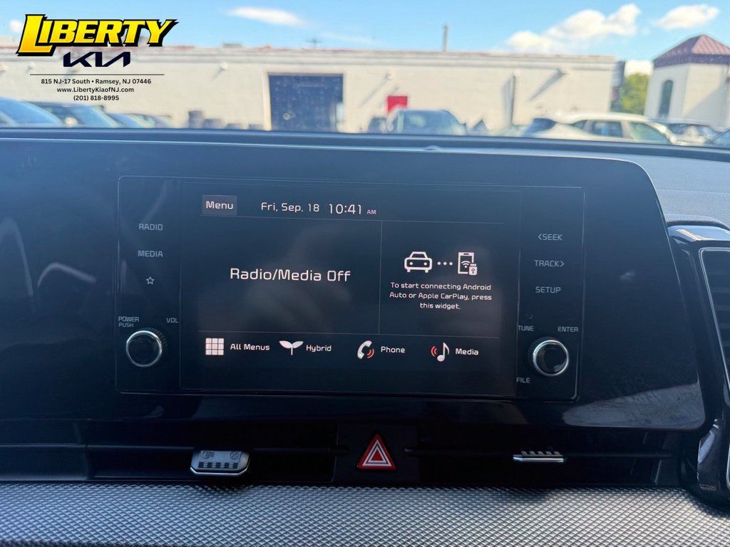 Used 2023 Kia Sportage LX AWD/4WD image 14