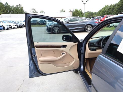 Used 2002 BMW 325i Sedan RWD image 26