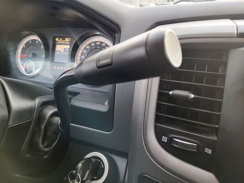 Used 2018 RAM 2500 Tradesman w/ Chrome Appearance Group AWD/4WD image 19