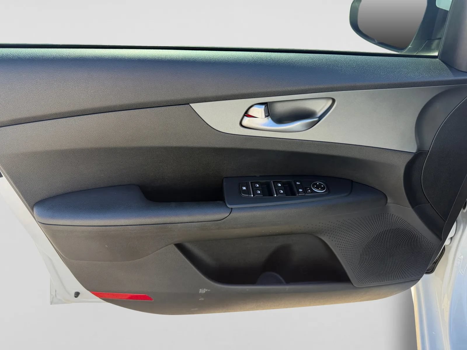 Used 2021 Kia Forte LXS FWD image 13