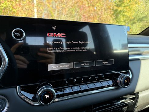 New 2026 GMC Canyon Elevation w/ Convenience Package image 24