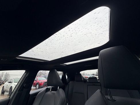 Used 2024 Toyota bZ4X XLE w/ Weather Package image 21