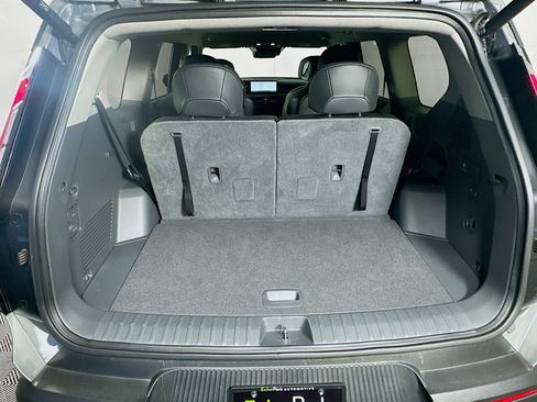 Used 2024 Kia EV9 Light Long Range image 29