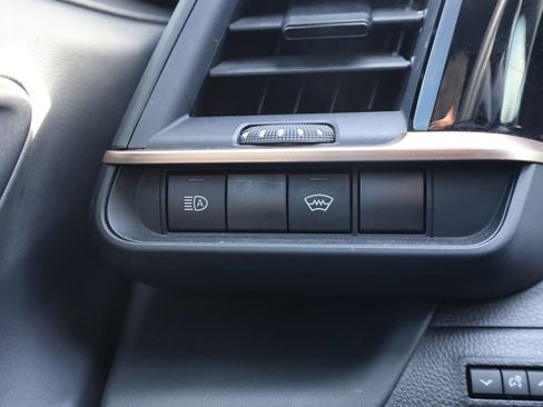 Used 2023 Toyota Crown XLE image 16