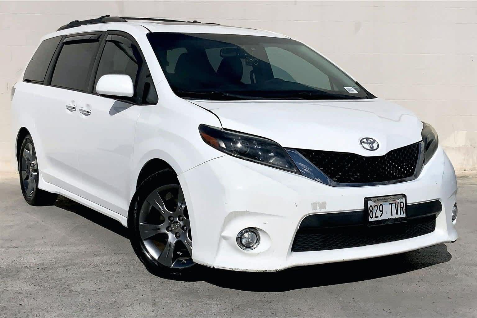 Used 2015 Toyota Sienna SE FWD image 21
