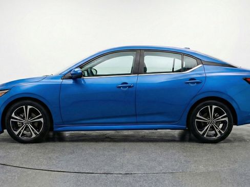 Used 2025 Nissan Sentra SV image 5