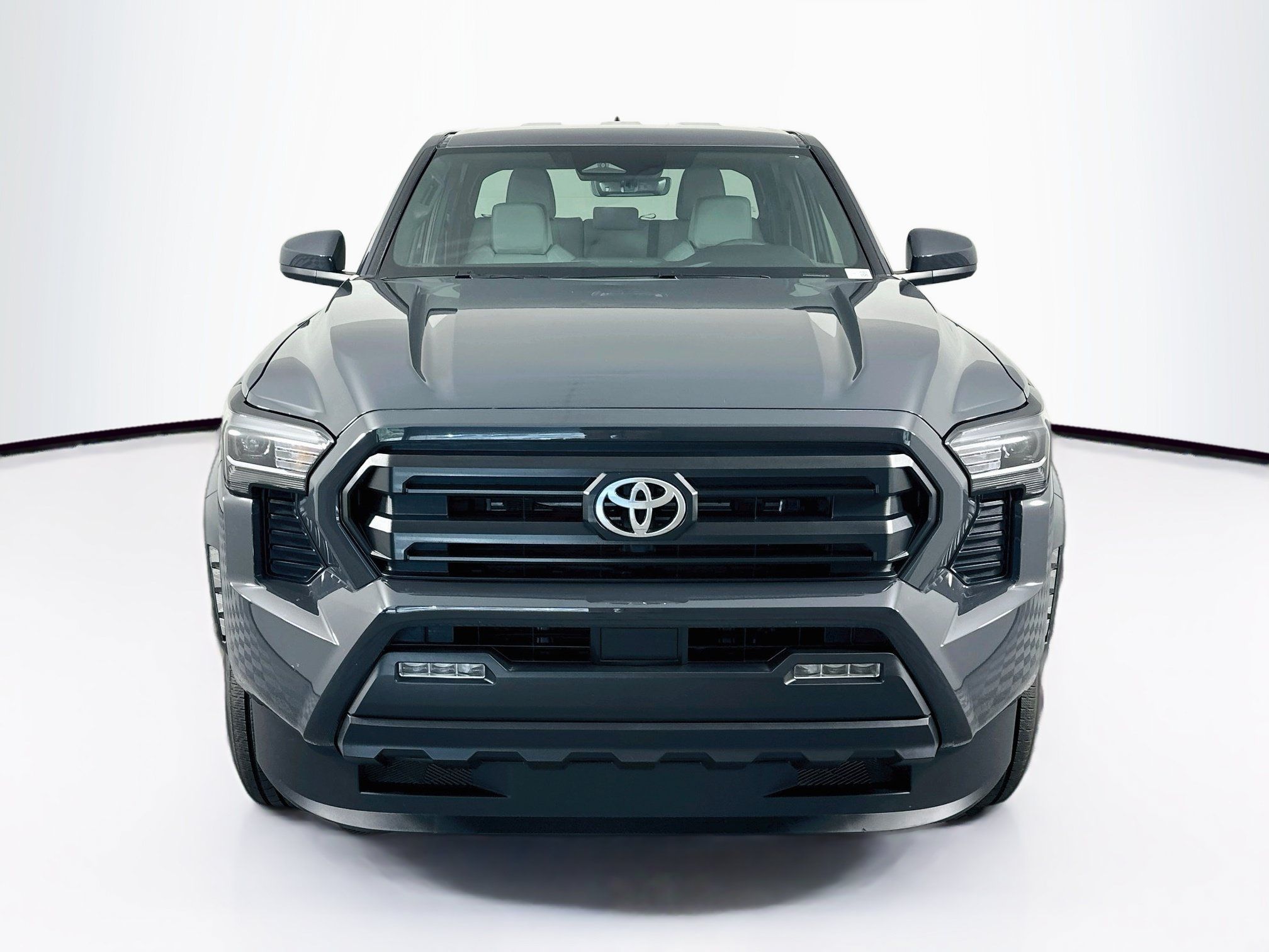 Used 2026 Toyota Tacoma SR5 RWD image 2