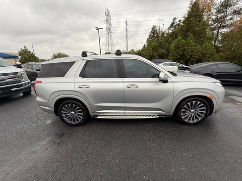 Used 2023 Hyundai Palisade Calligraphy image 6