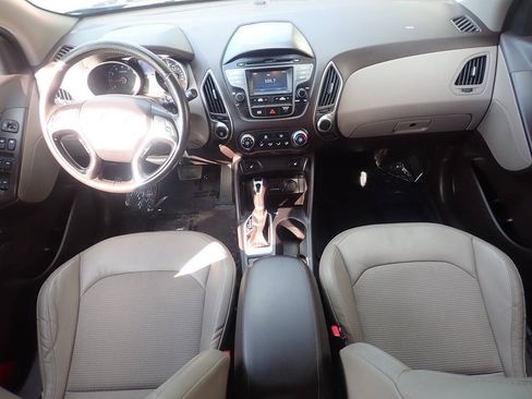Used 2014 Hyundai Tucson SE AWD/4WD image 11