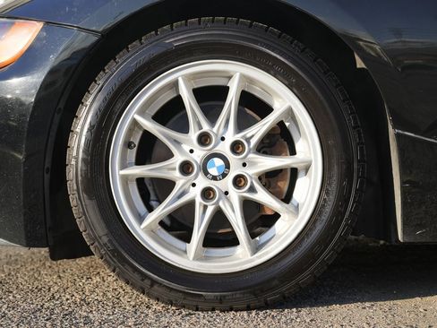 Used 2003 BMW Z4 2.5i image 14