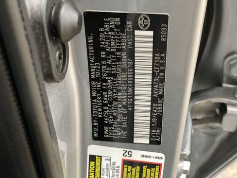 Used 2024 Toyota Camry SE image 31