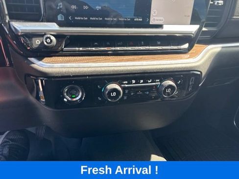 Used 2022 Chevrolet Silverado 1500 RST RWD image 7