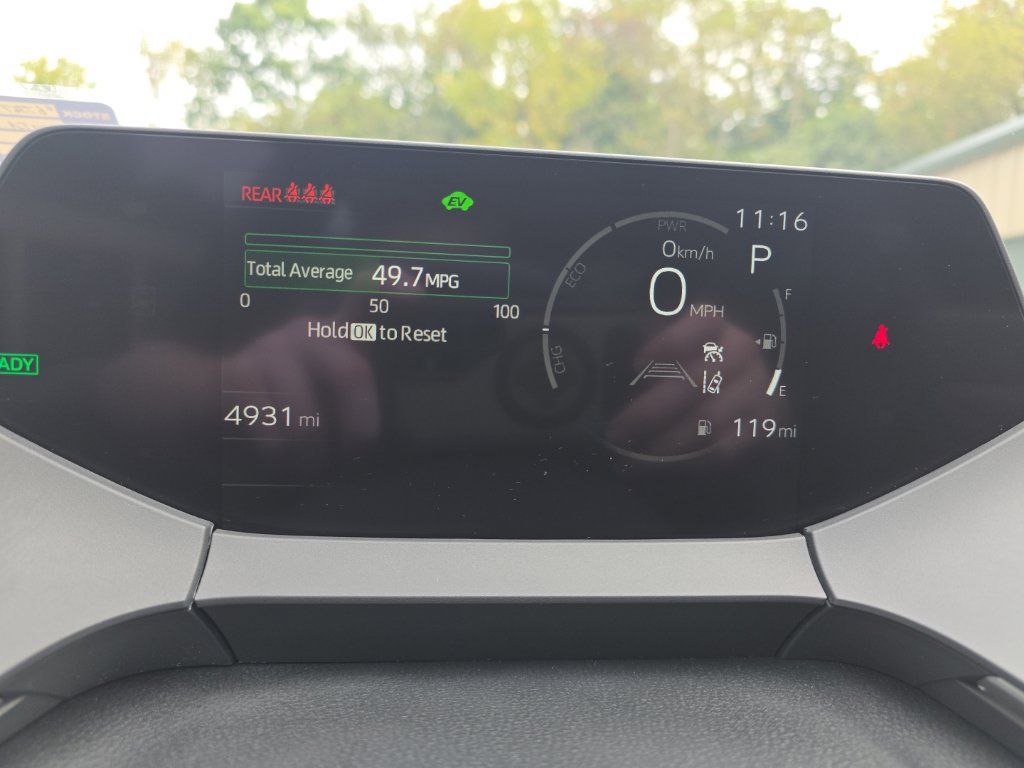 Certified 2026 Toyota Prius LE FWD image 26