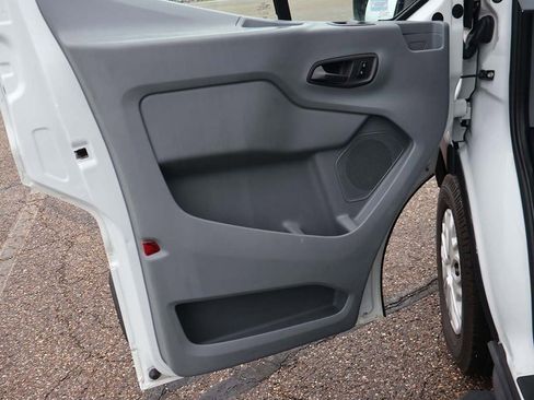 Used 2015 Ford Transit 350 XLT image 18