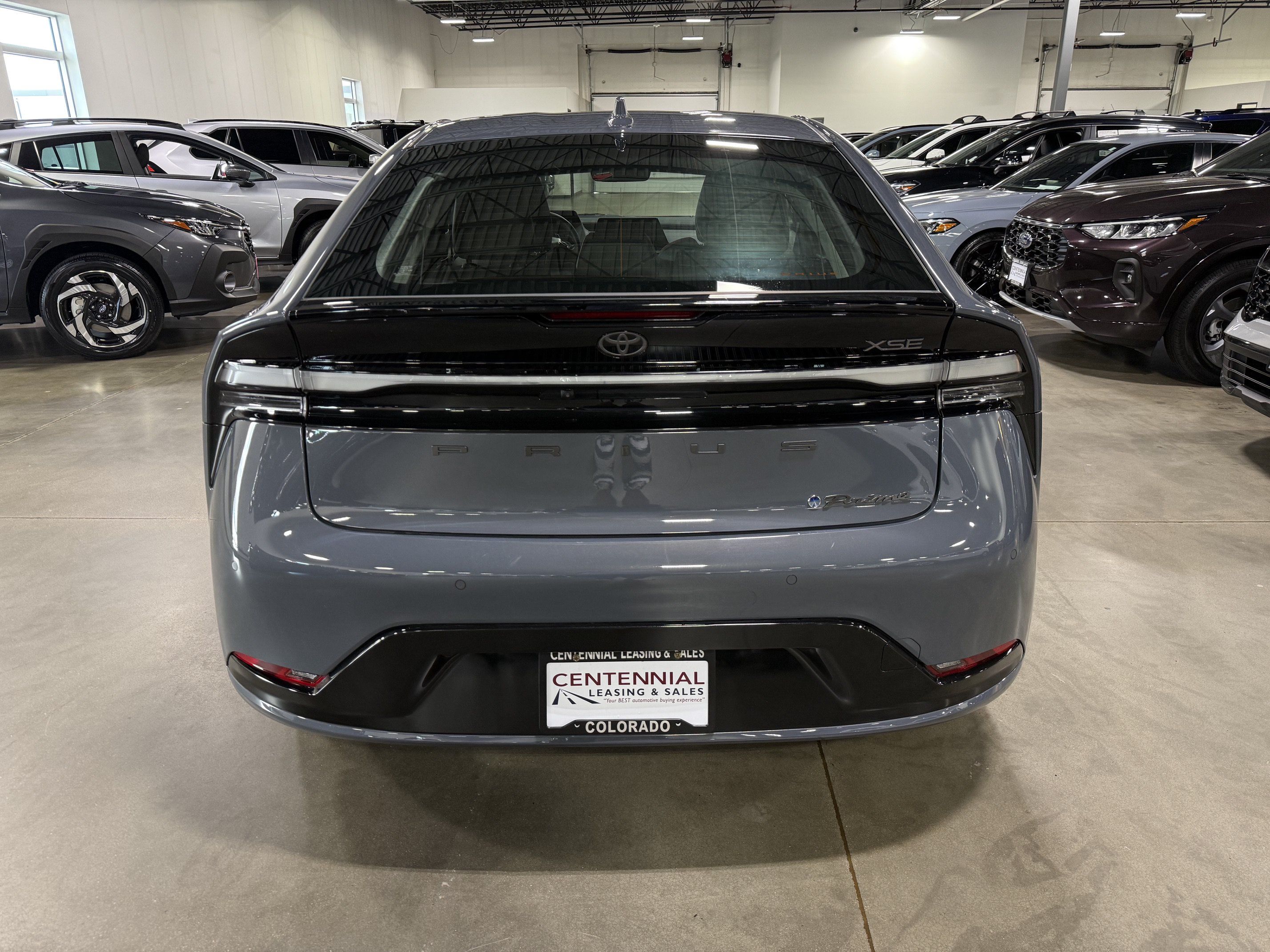 Used 2024 Toyota Prius Prime FWD image 6