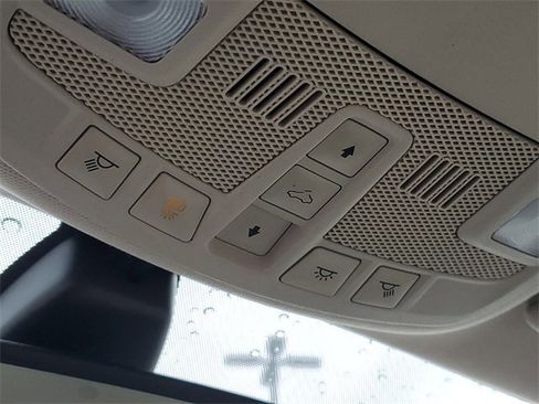 Used 2017 Ford Fusion Platinum image 27