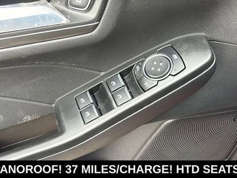 New 2026 Ford Escape SE FWD image 11