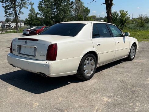 Used 2000 Cadillac De Ville DTS w/ Safety/Security Pkg image 7