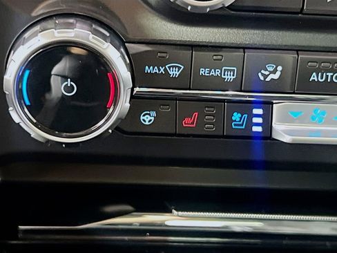 New 2026 Ford F350 Lariat w/ Black Appearance Package image 24