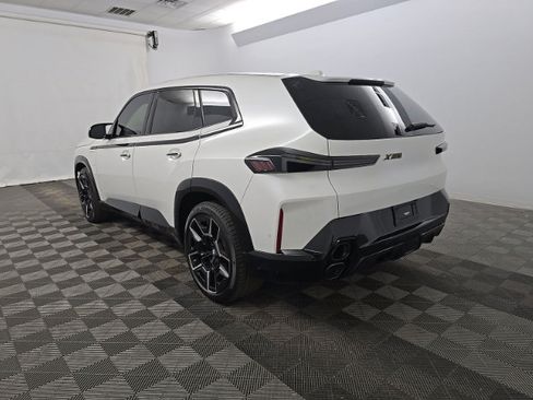 Used 2023 BMW XM AWD/4WD image 3