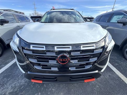 New 2026 Nissan Rogue SV image 25