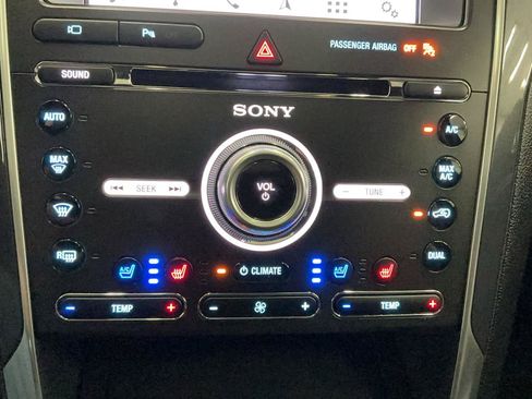 Used 2018 Ford Explorer Sport w/ Equipment Group 401A AWD/4WD image 23
