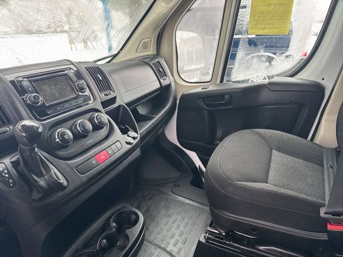 Used 2017 RAM ProMaster 1500 image 12
