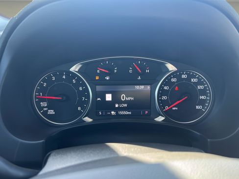 Used 2024 GMC Terrain AT4 w/ Infotainment Package II image 23