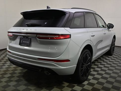 New 2026 Lincoln Corsair Premiere image 6