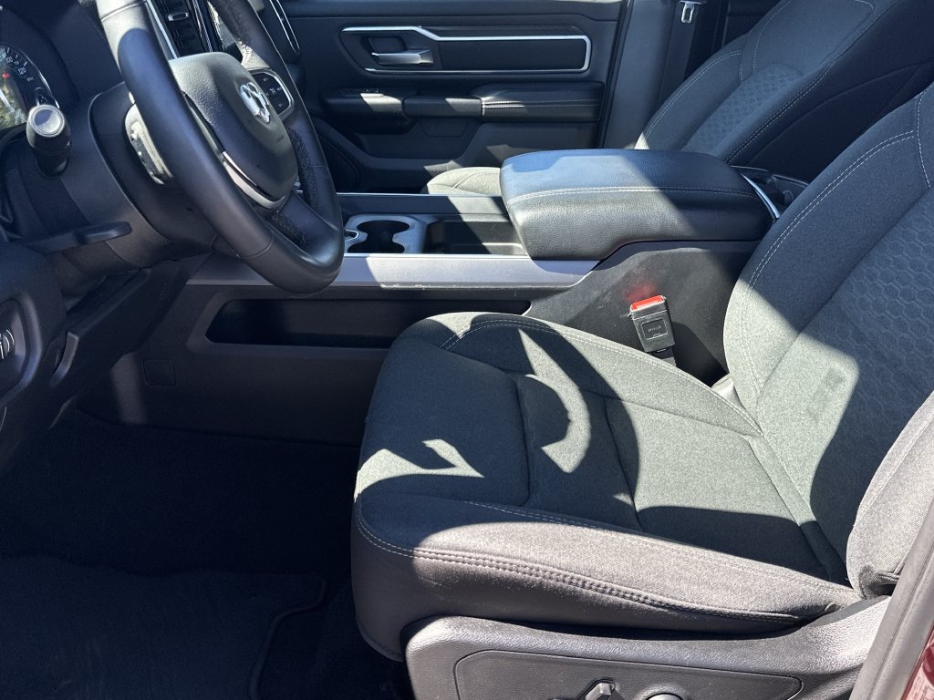 Used 2025 RAM 1500 Big Horn AWD/4WD image 14