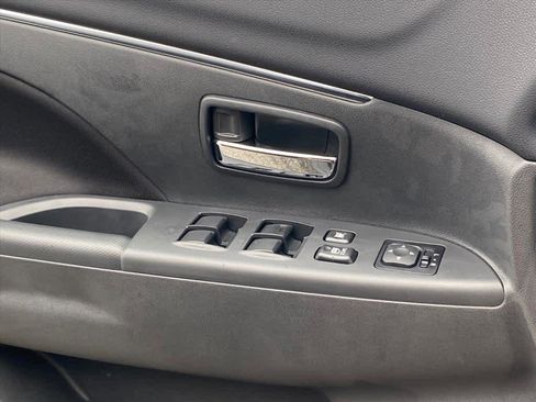 New 2025 Mitsubishi Outlander Sport ES image 10