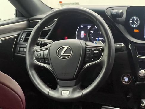 Certified 2022 Lexus ES 350 F Sport w/ Accessory Package 2 FWD image 15