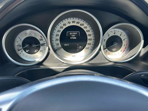 Used 2016 Mercedes-Benz E 350 4MATIC Sedan image 20