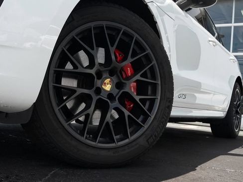 Used 2018 Porsche Macan GTS AWD/4WD image 28