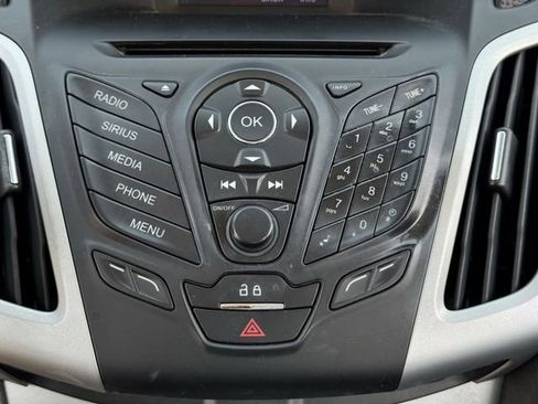 Used 2014 Ford Focus SE FWD image 16