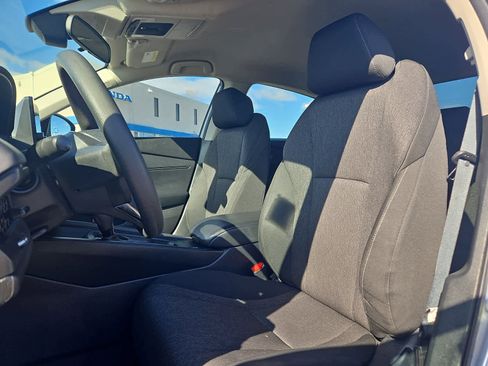 Used 2025 Honda Accord LX image 16