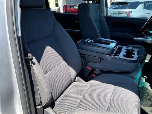 Used 2018 Chevrolet Silverado 1500 LT w/ All Star Edition AWD/4WD image 7